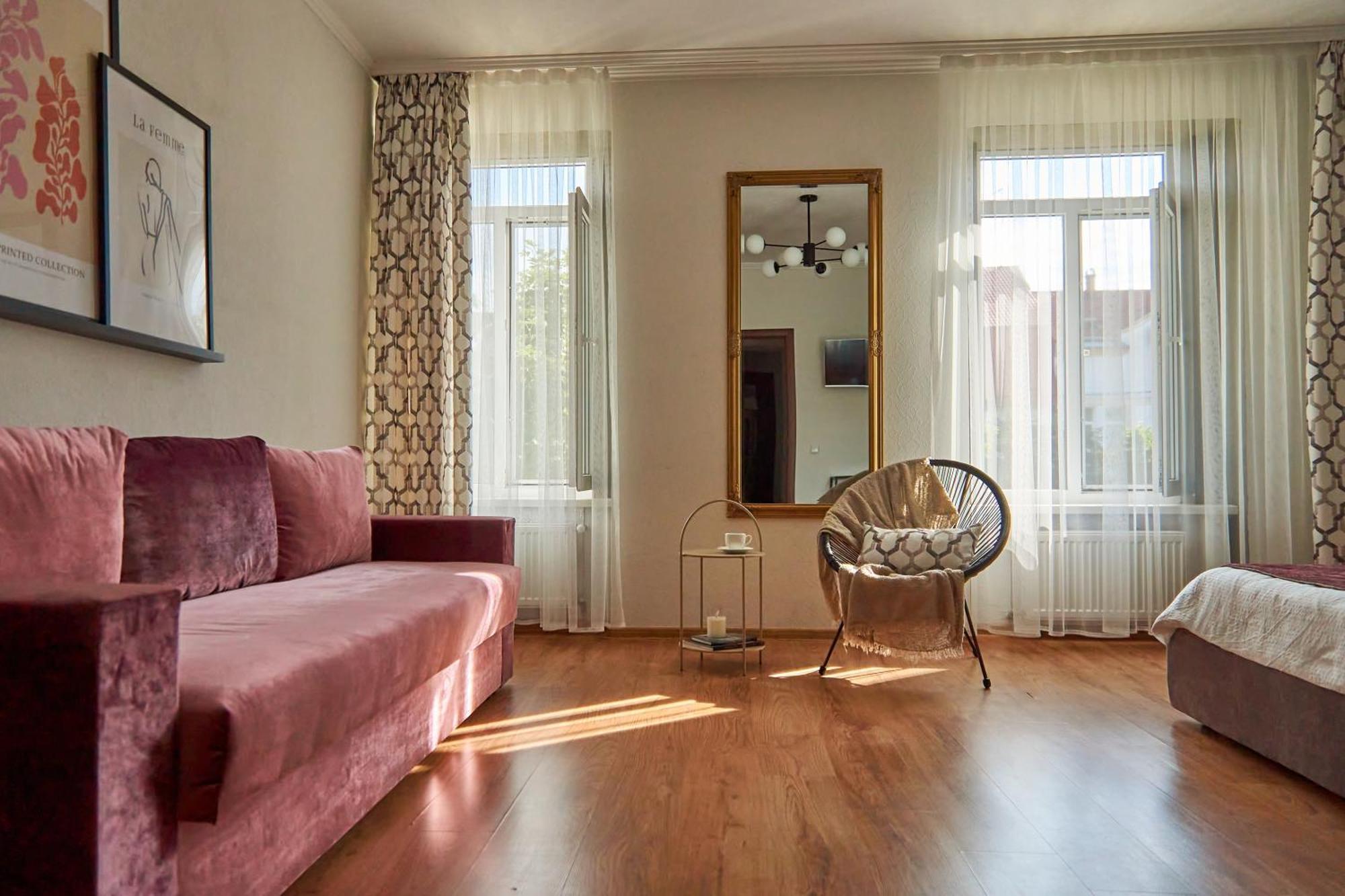 Best Apartments On Kyryla & Mefodia Mukaczewo Zewnętrze zdjęcie
